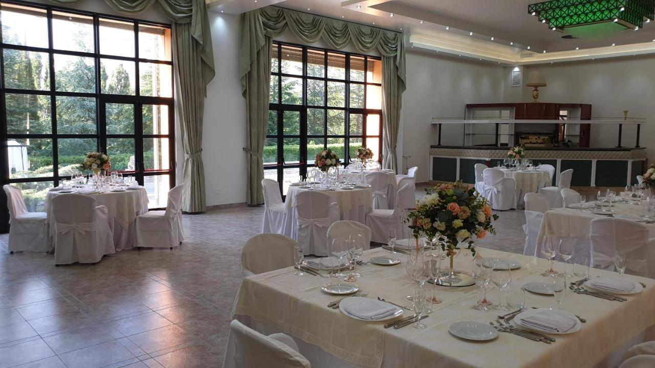 Palahotel Vallenoce Decollatura Extérieur photo